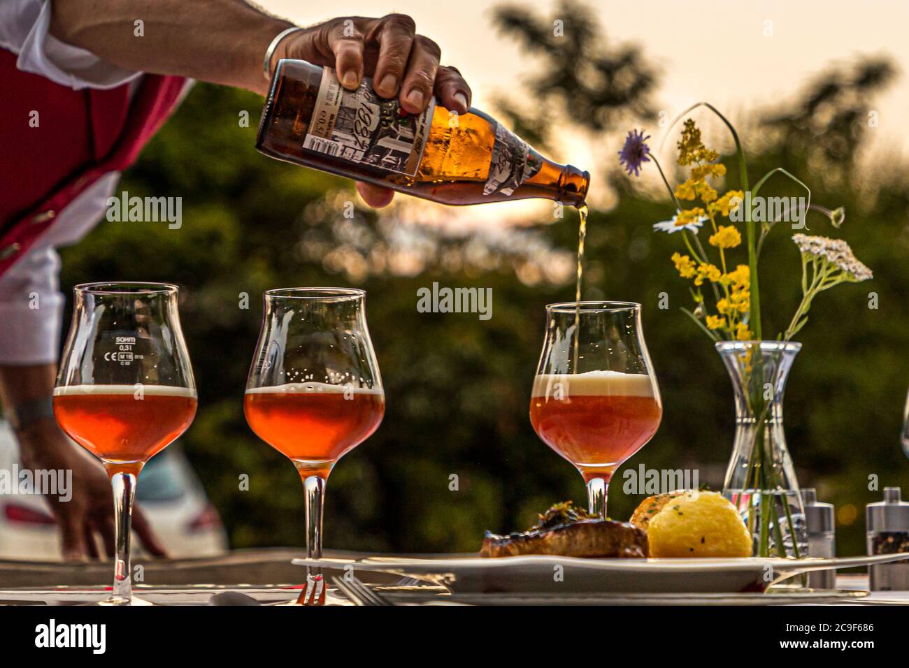 Raab Anno 1937. Bierverkostung mit Bier-Sommelier in Kemnath-Waldeck, Deutschland Stockfoto