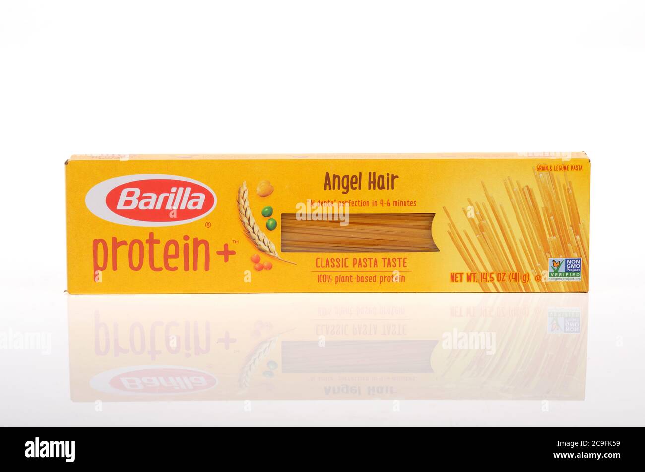 Box von Barilla Protein Plus Angel Hair Pasta aus 100% pflanzlichem Protein Stockfoto
