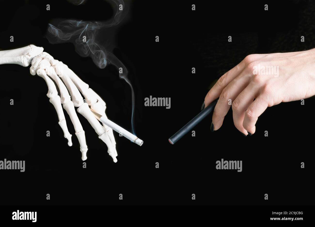 E zigarettenprodukt -Fotos und -Bildmaterial in hoher Auflsung  Alamy