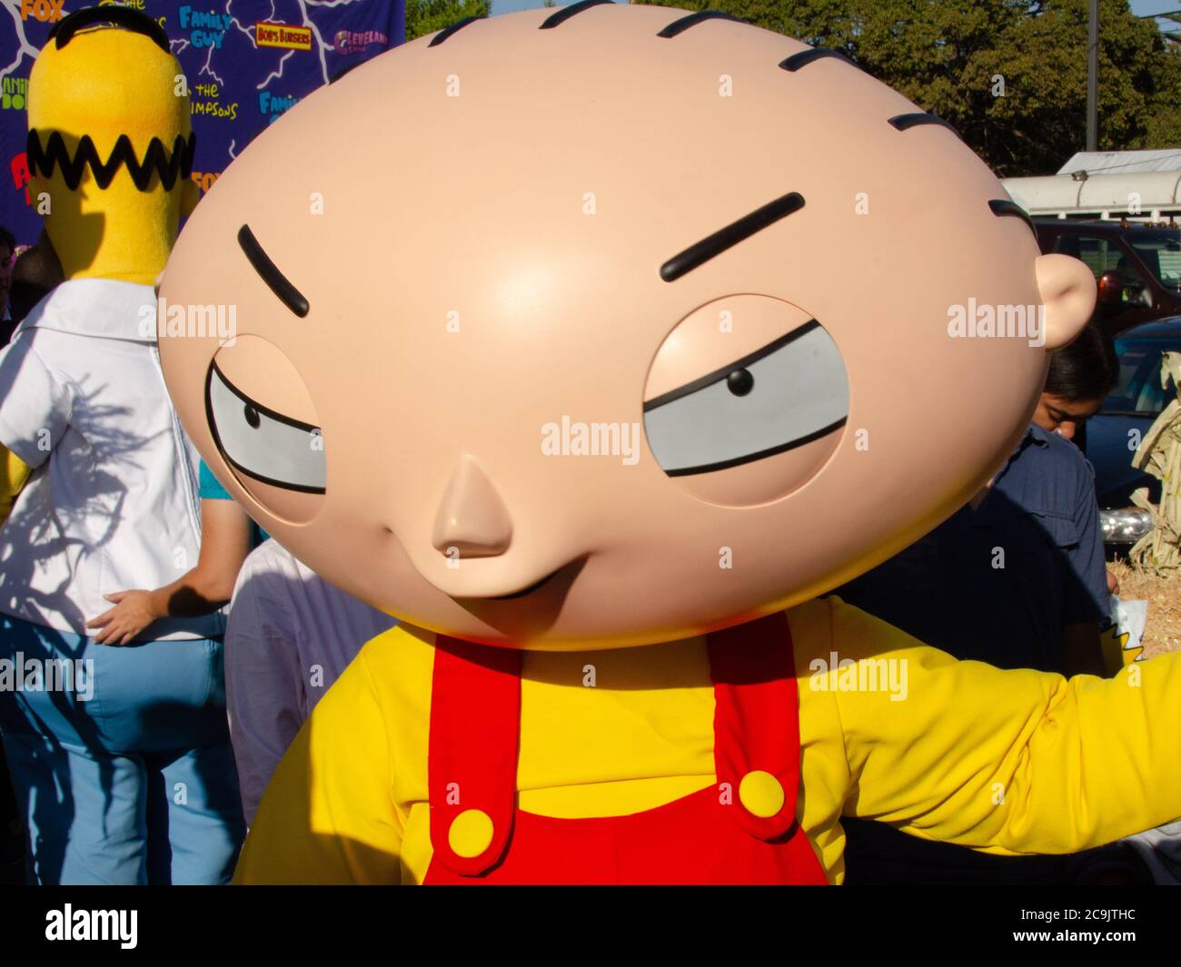 4. Oktober 2012, Hollywood, Kalifornien, USA: Stewie Griffin nimmt an Fox's Animation Domination Teil, der alle neuen Halloween-Episoden im Lopez Pumpkin Patch einführt. (Bild: © Billy Bennight/ZUMA Wire) Stockfoto