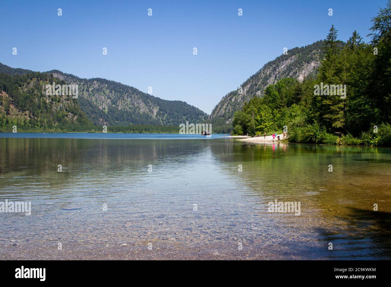 Almsee, ein Bergsee im Salzkammergut, Oberösterreich Stockfoto