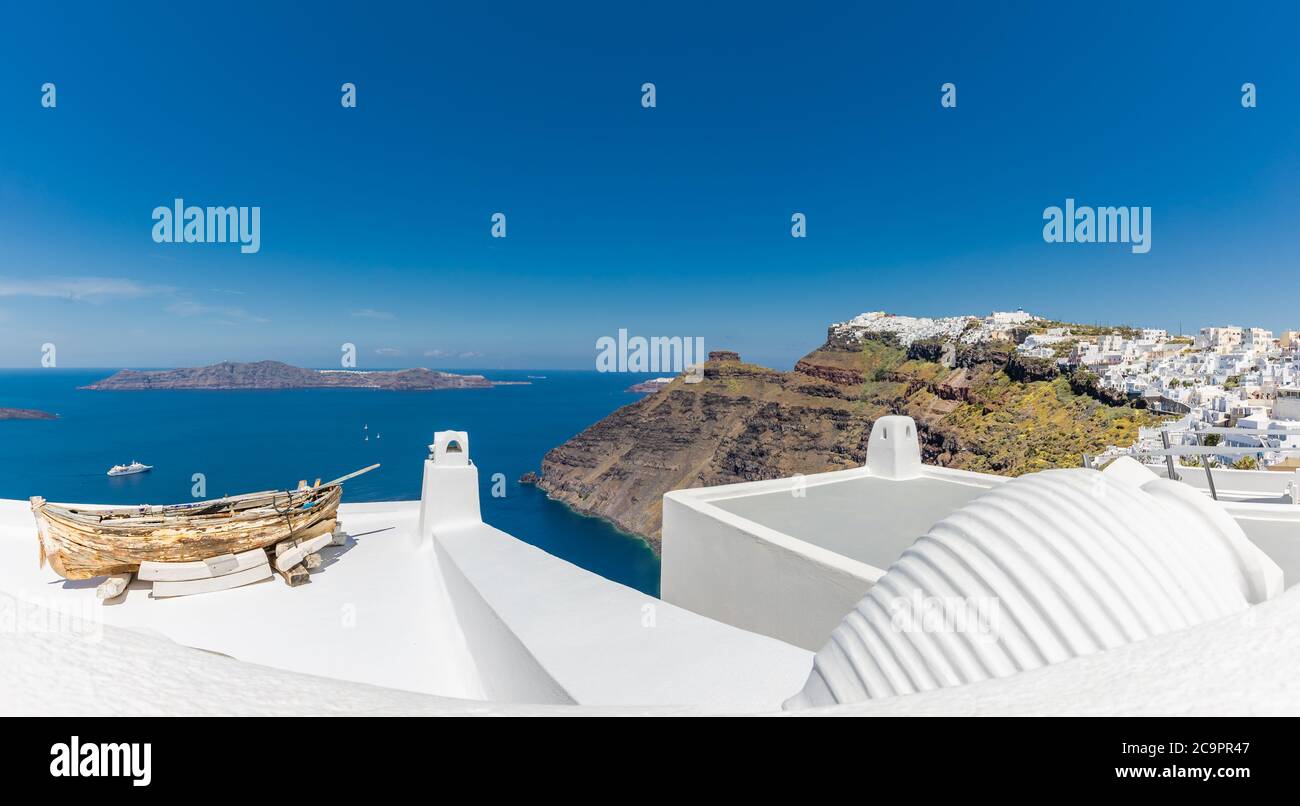 Atemberaubende Panoramalandschaft, Luxusurlaub Santorini Insel. Stockfoto