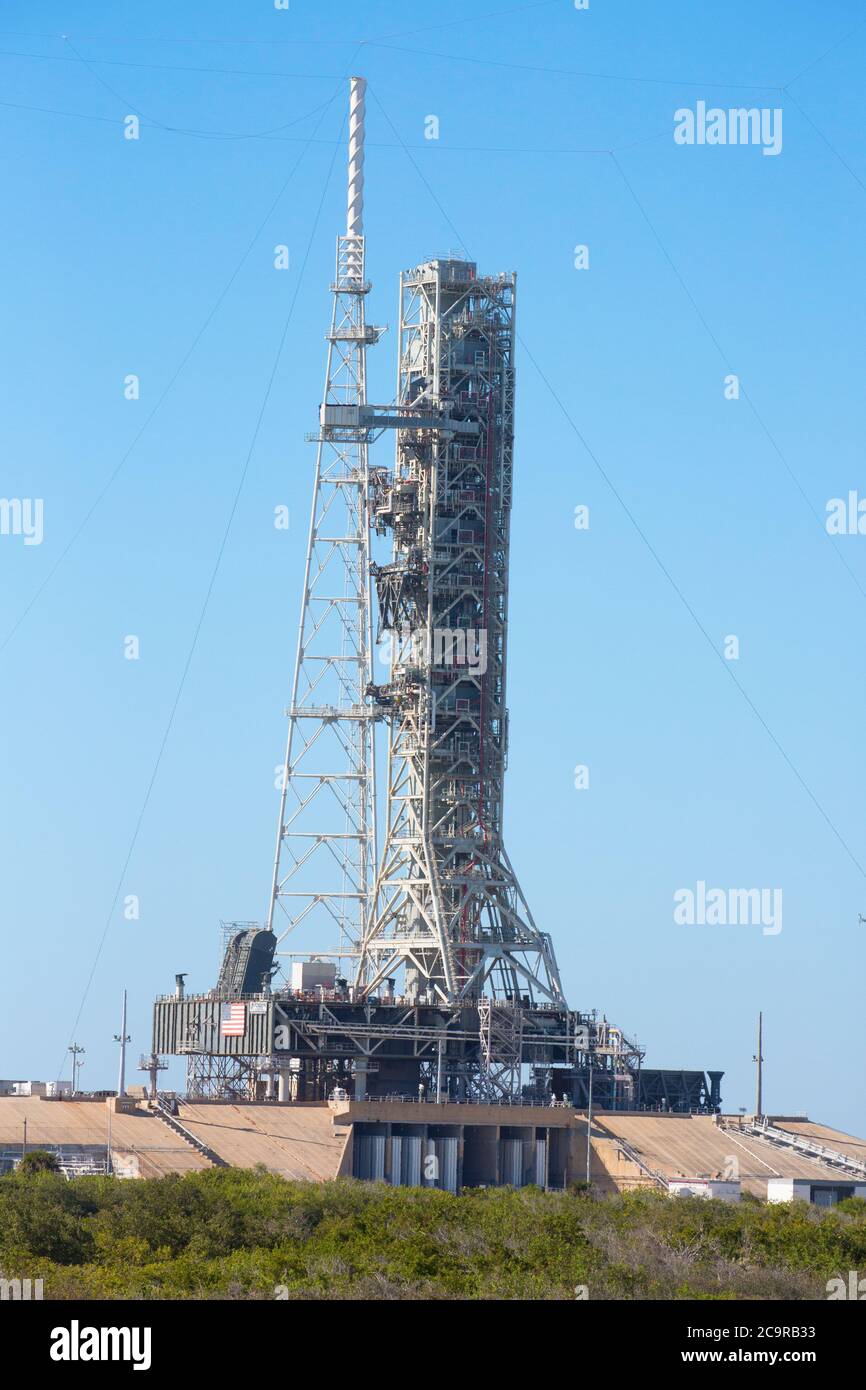 KENNEDY SPACE CENTER, FLORIDA, USA - 2. DEZEMBER 2019: NASA Launch Site LC-39B am Kennedy Space Center. Der LC-39B wird von der NASA für verschiedene Projekte eingesetzt Stockfoto