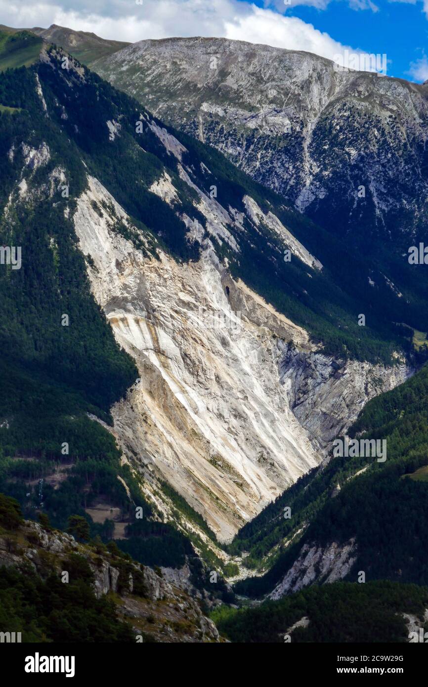 H Ambin Vally mit seinen spektakulären Felsrutschen, Steinschlag, Steinschlag, Stockfoto