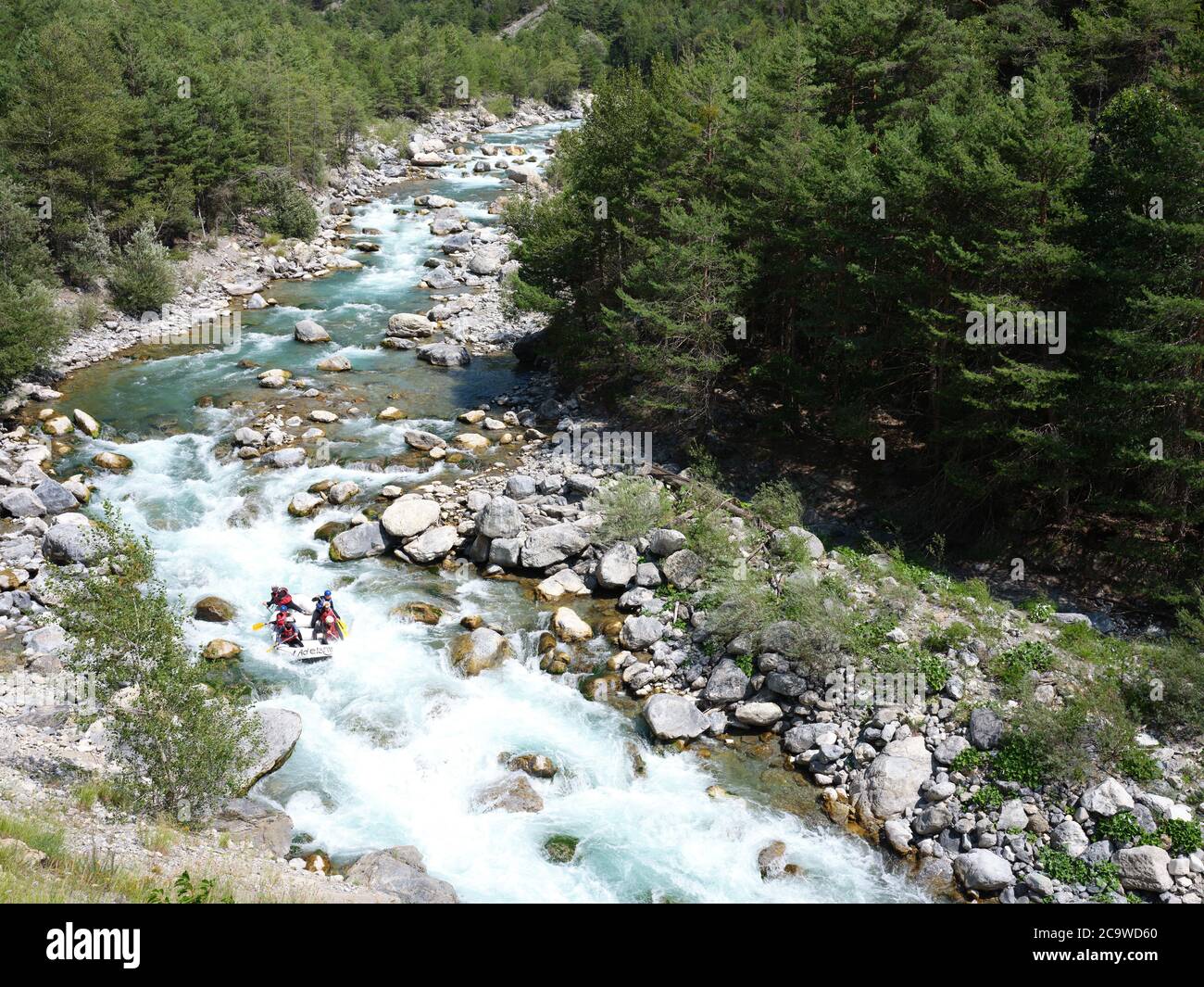 RAFTING AUF DEM FLUSS GUIL. Hautes-Alpes, Frankreich. Stockfoto