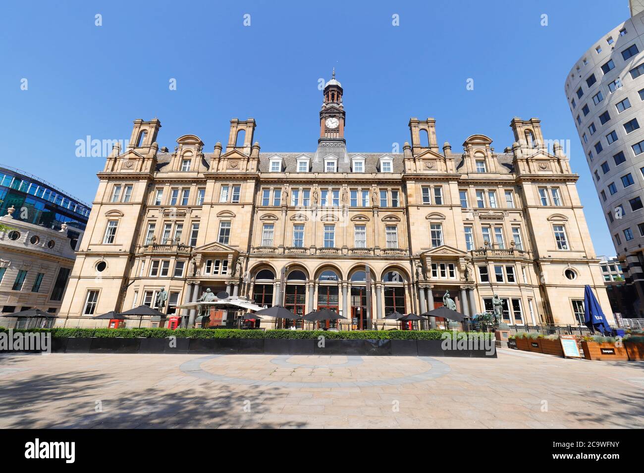 Das alte Postgebäude am City Square im Stadtzentrum von Leeds. Stockfoto