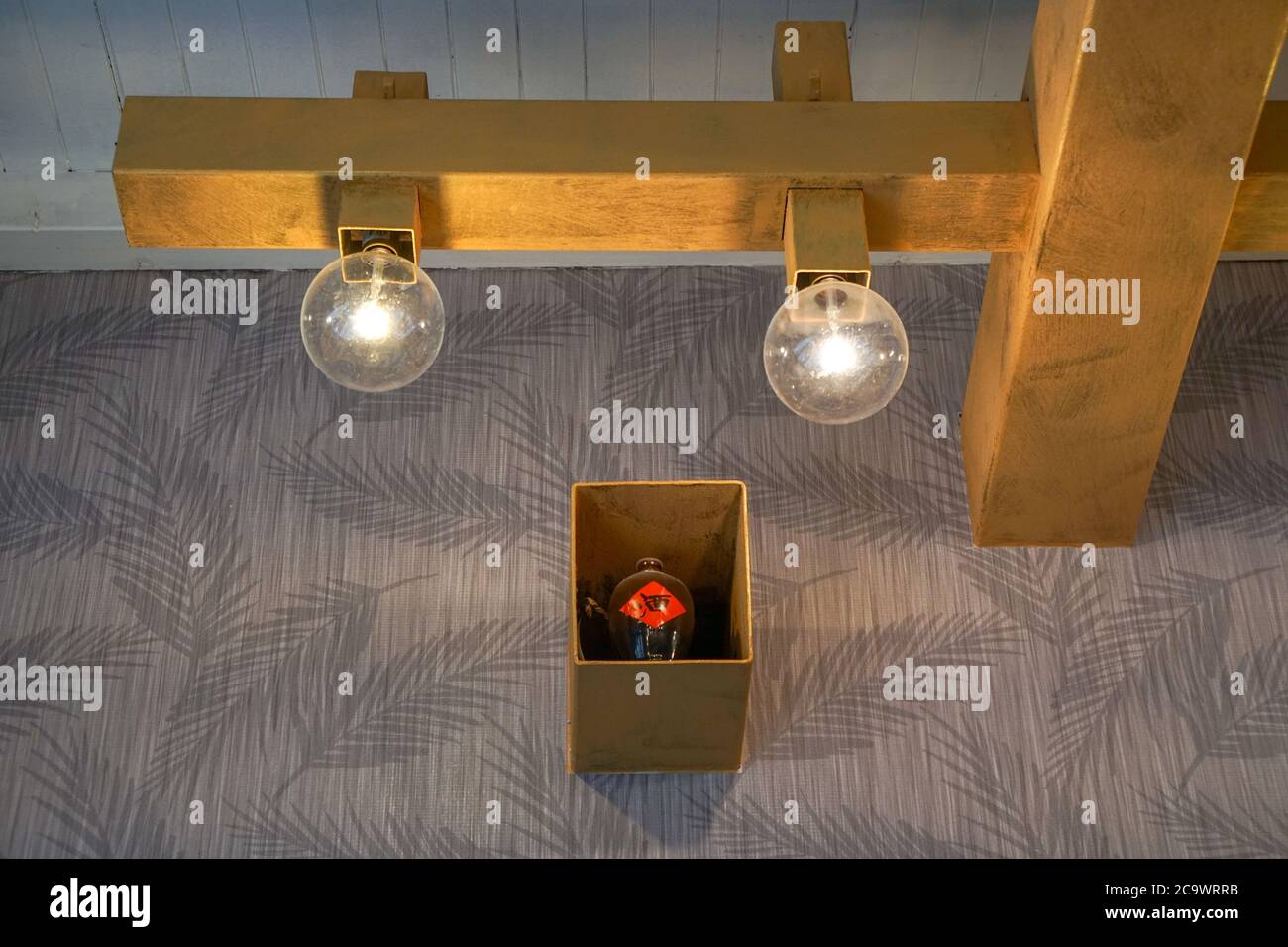 Mailand 07/15/2020: Innenarchitektur eines japanischen Restaurants in Mailand - gemischte Innenarchitektur in einem japanischen Restaurant in mailand Stockfoto