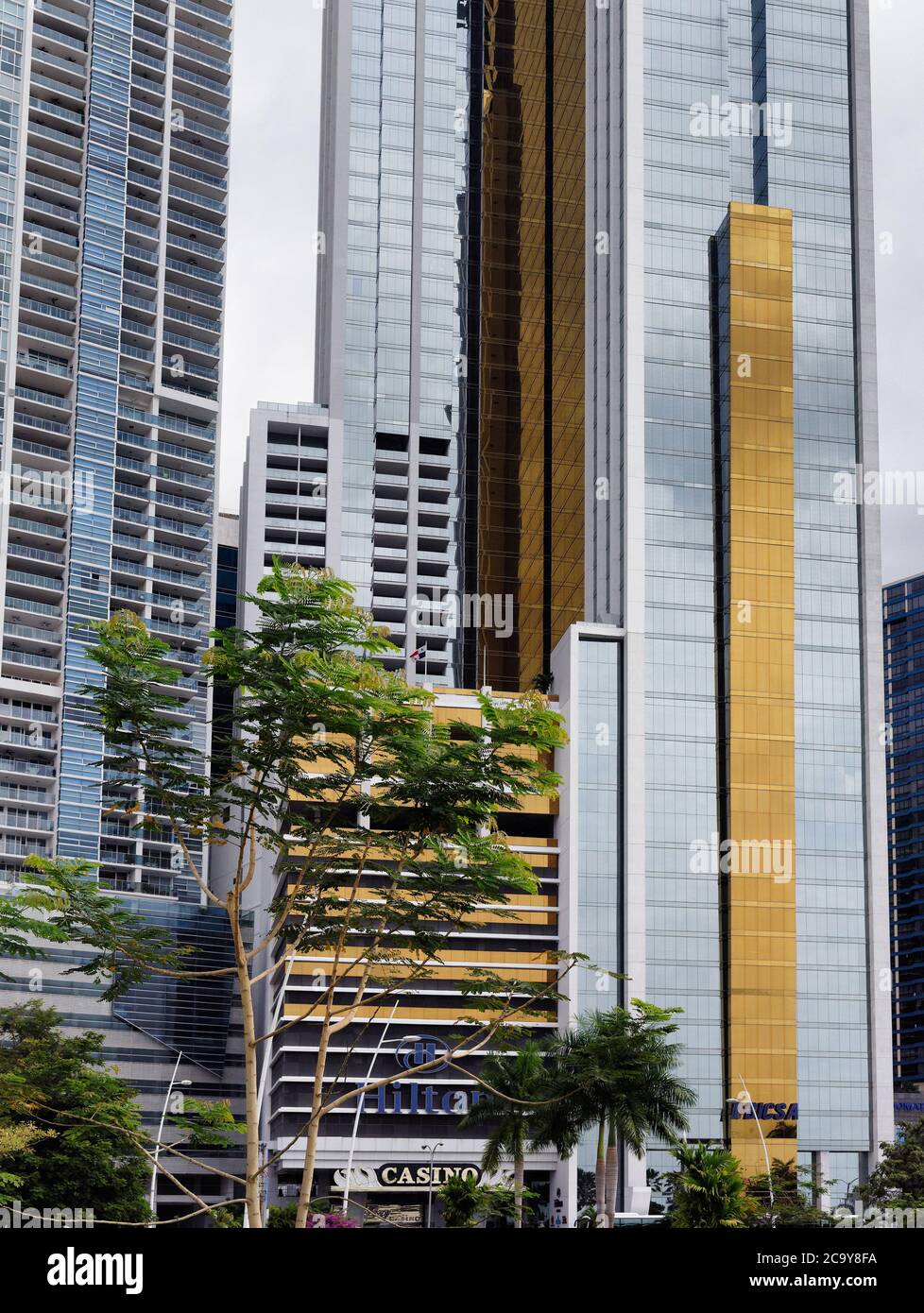 Moderne hohe Gebäude bilden Panama City, Panama Stockfoto
