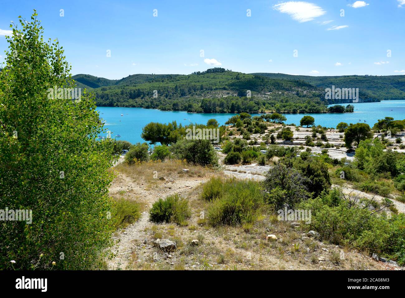 Esparron-de-Verdon-See, eine Gemeinde im Département Alpes-de-Haute-Provence im Südosten Frankreichs. Stockfoto