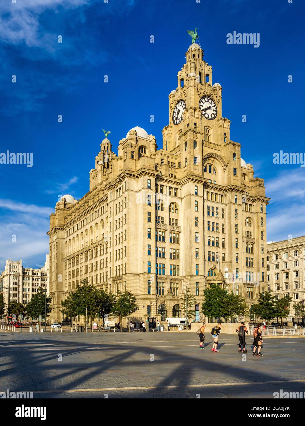 Royal Liver Building Liverpool. Erbaut zwischen 1908-1911 als Heimat der Royal Liver Assurance Gruppe. Eines der Liverpool Three Graces Gebäude. Stockfoto