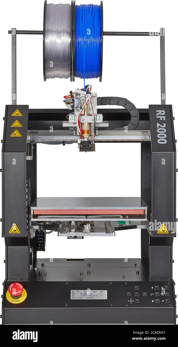 Schwarzer 3D-Drucker isoliert auf weißem Hintergrund bereit für Druckauftrag Stockfoto