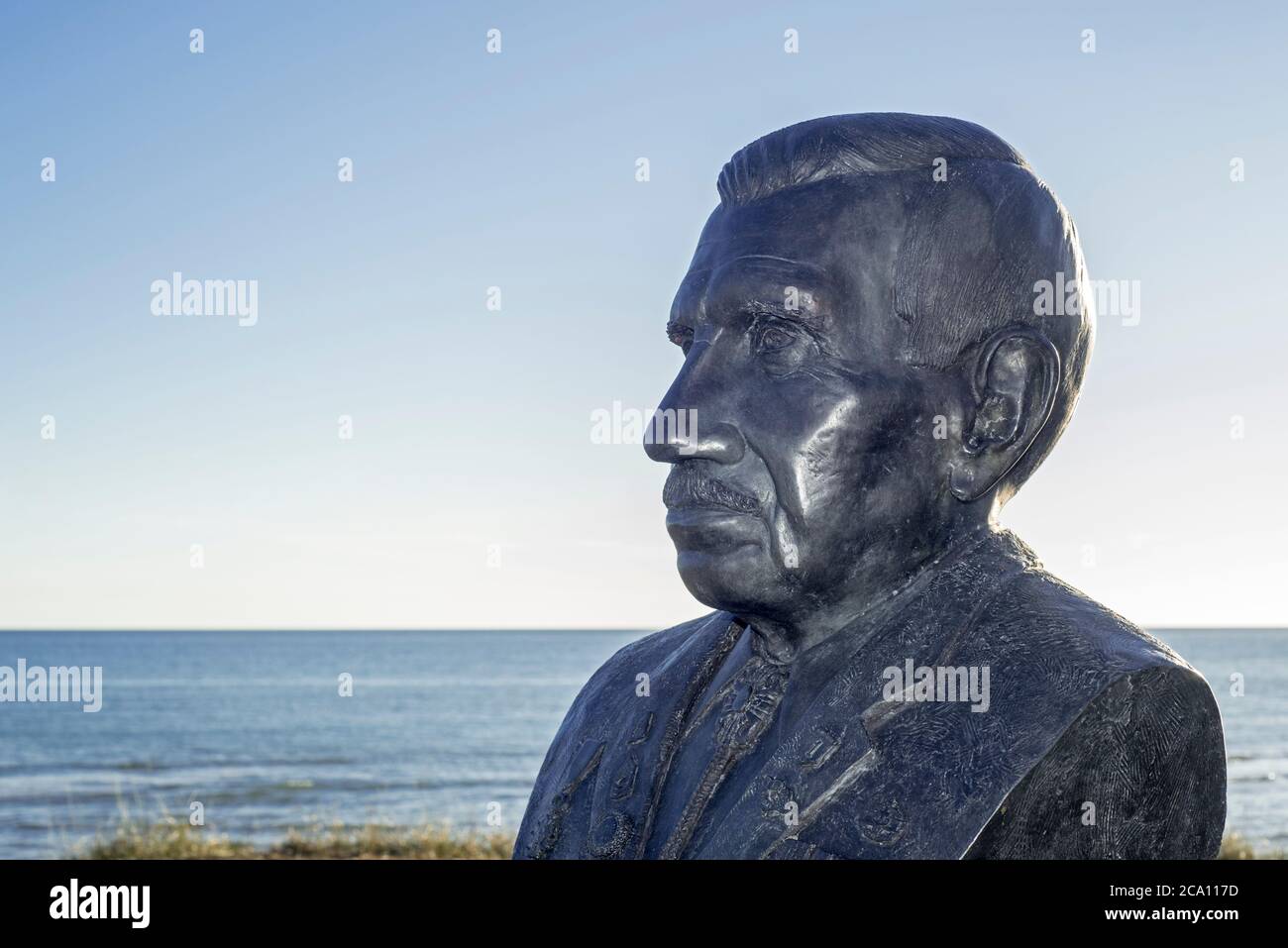 Charles Shay Indian Memorial mit Blick auf Omaha Beach, Saint-Laurent-sur-Mer, Calvados, Normandie, Frankreich Stockfoto