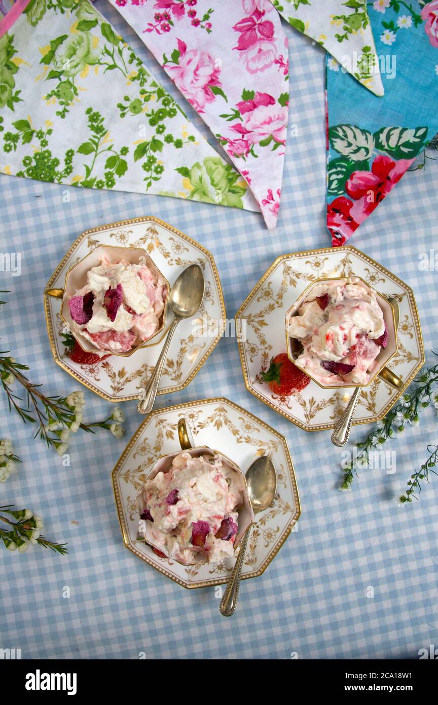 Eton Mess dessert Stockfoto