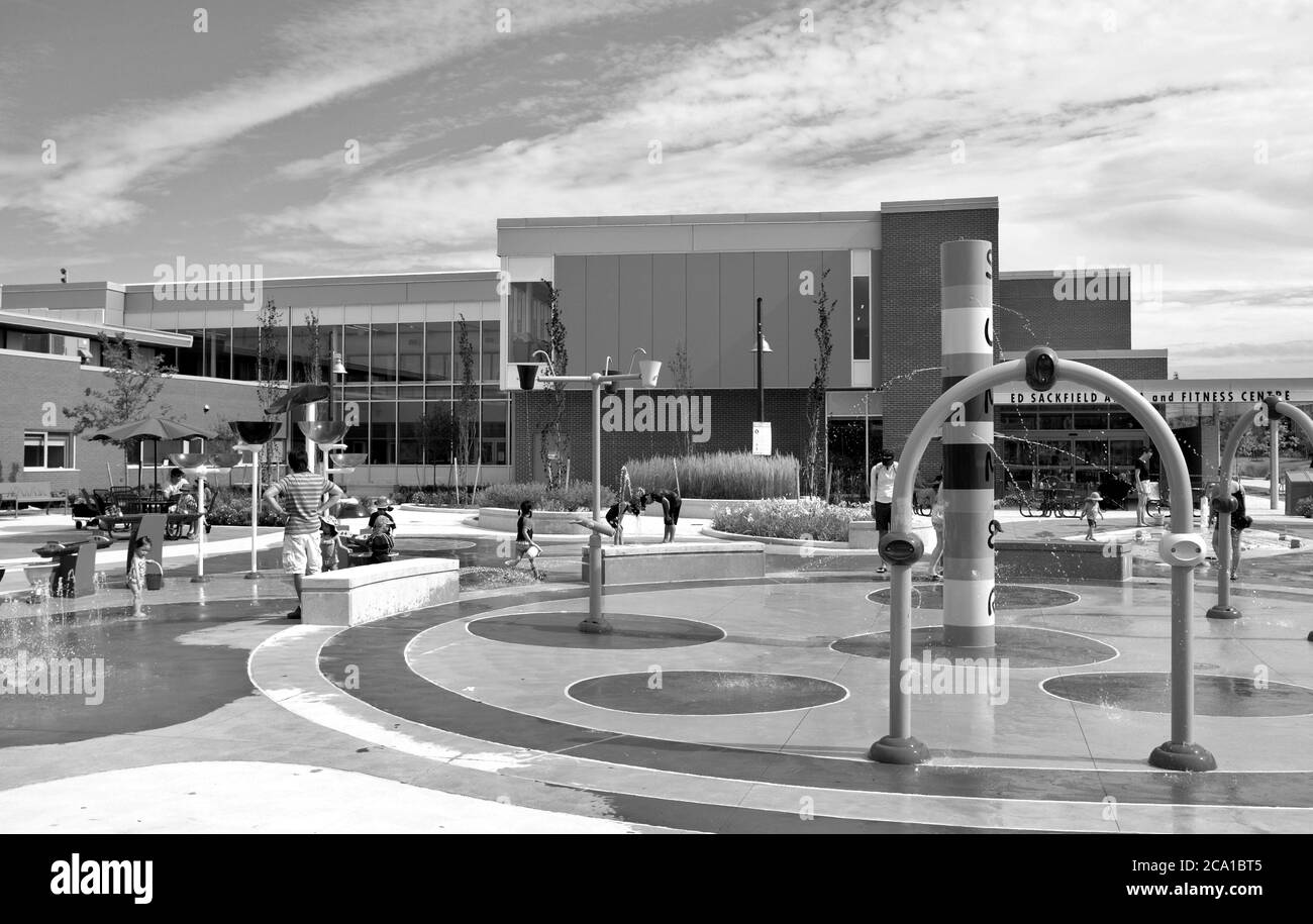 Splash pad park Fotos und Bildmaterial in hoher Auflösung Alamy