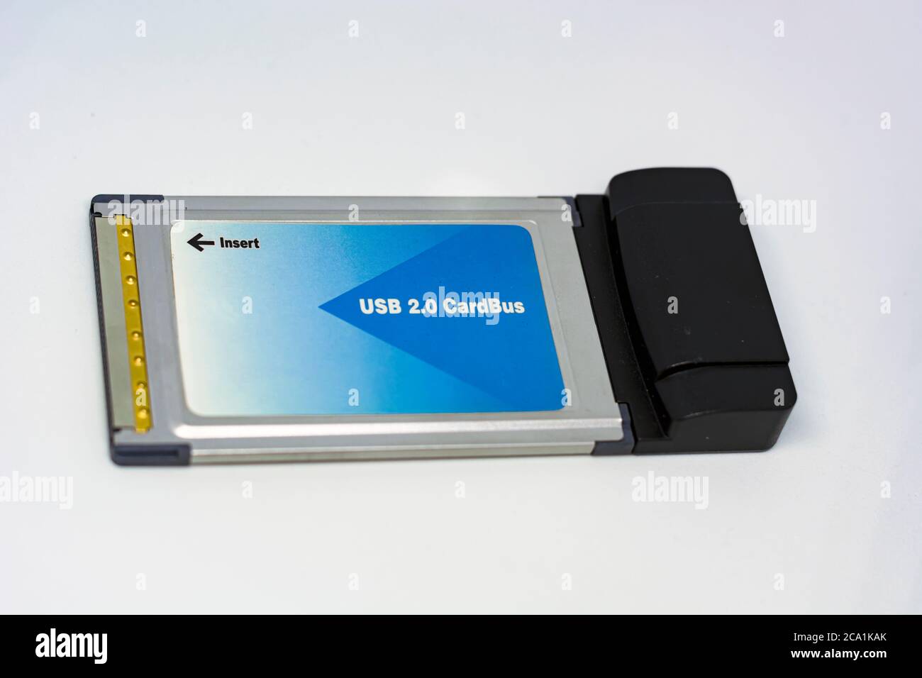 Eine PCMCIA-Karte, die früher zum Verbinden von Laptops mit dem Internet verwendet wurde. Veraltete Technologie. Drahtlose Verbindung Stockfoto