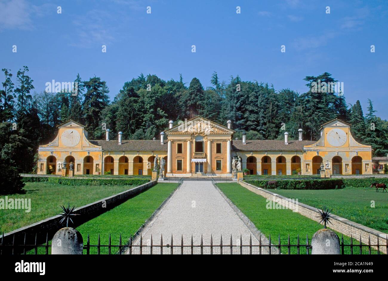 Villa Barbaro, auch bekannt als Villa di Maser, entworfen von Andrea Palladio in den 1550er Jahren befindet sich in der Region Venetien in Norditalien. Stockfoto