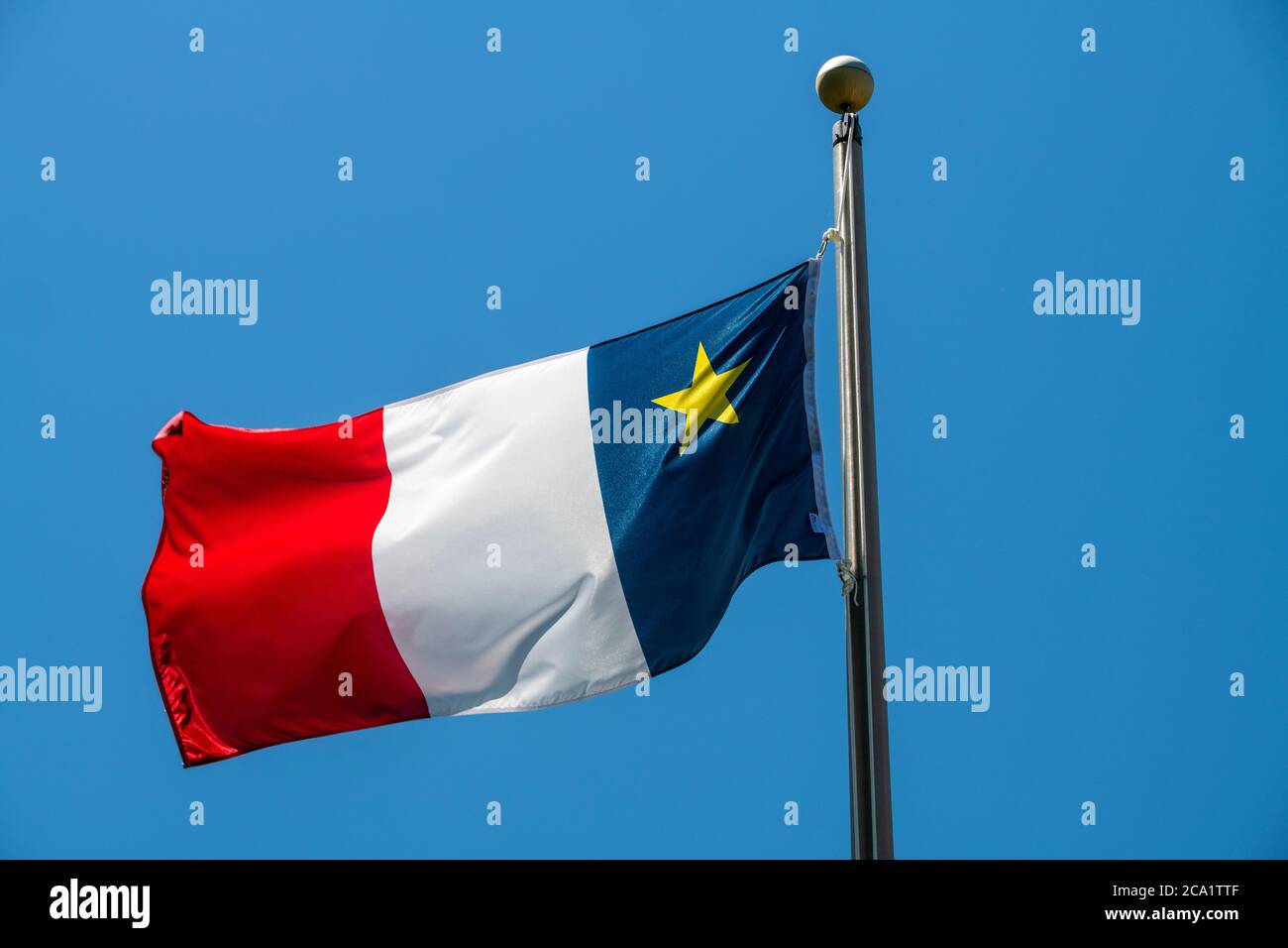 Acadian Flagge, Informationszentrum NB, in der Nähe von Edmunston, New Brunswick NB, Kanada Stockfoto