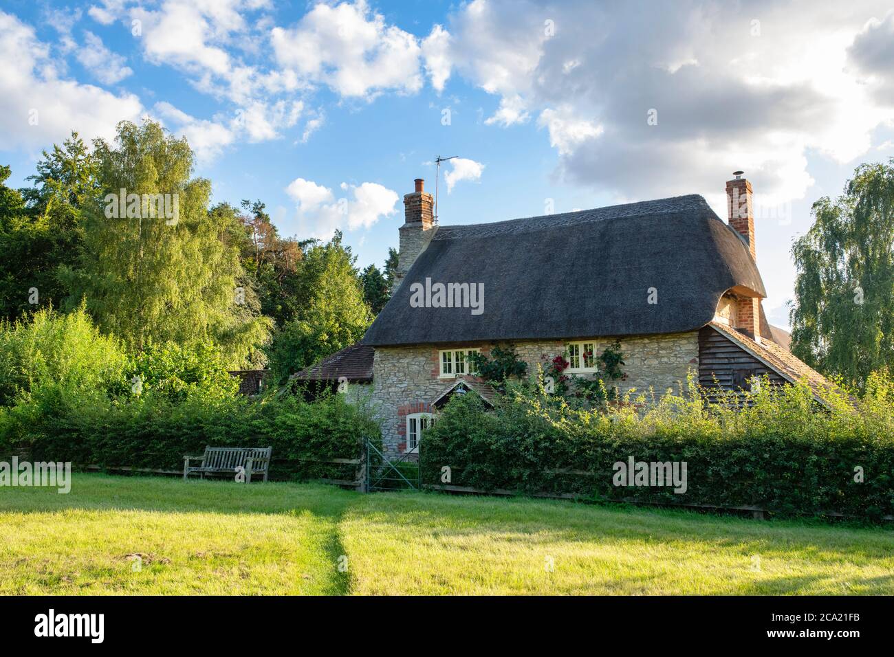 Reethaus im Dorf Little Haseley, Oxfordshire, England Stockfoto