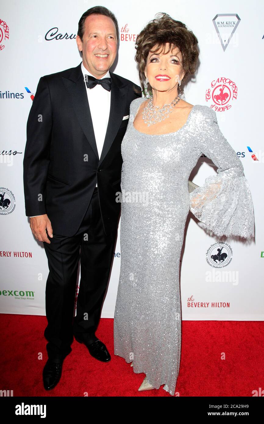 LOS ANGELES - Okt 6: Percy Gibson, Joan Collins beim 2018 Carousel of Hope Ball im Beverly Hilton Hotel am 6. Oktober 2018 in Beverly Hills, CA Stockfoto