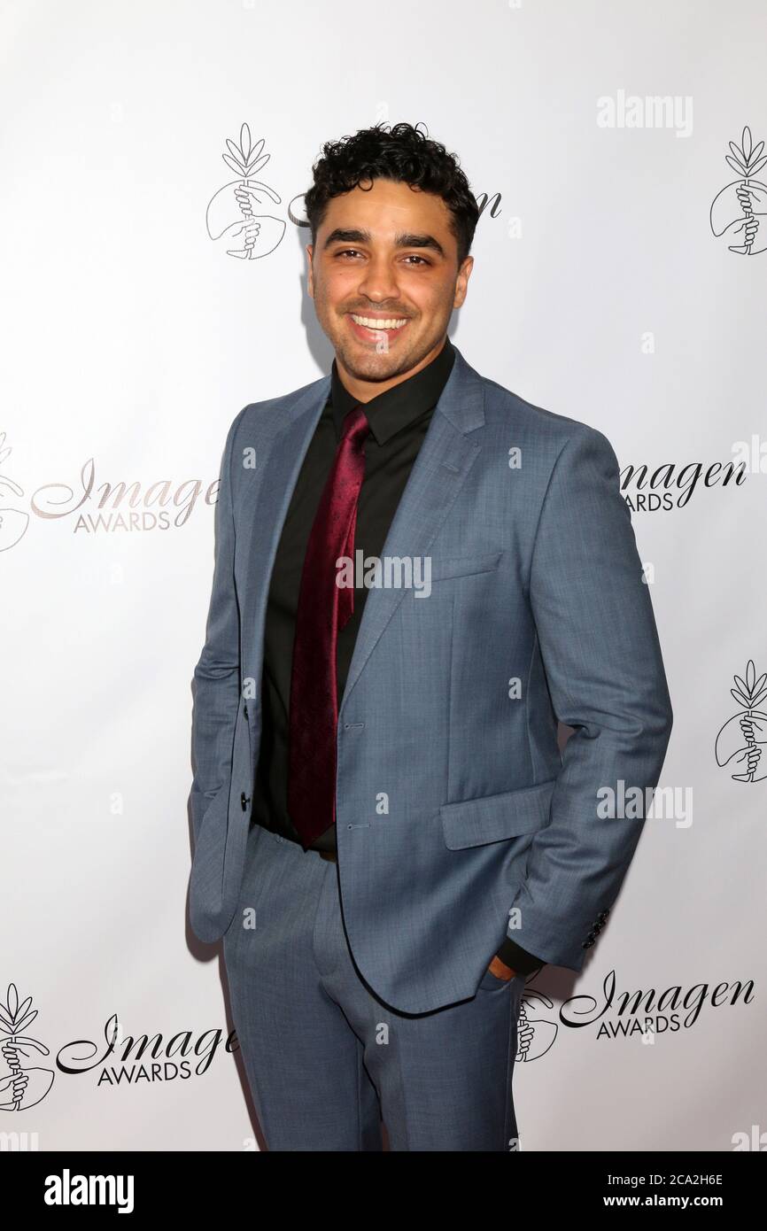 LOS ANGELES - AUG 25: EJ Bonilla bei den 33. Annual Imagen Awards im JW Marriott Hotel am 25. August 2018 in Los Angeles, CA Stockfoto