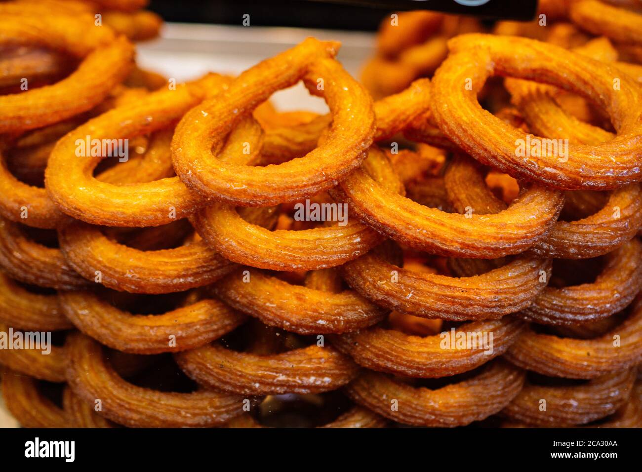 Traditionelle köstliche türkische Nachspeisen; Ring Dessert, halka Tatli  Stockfotografie - Alamy