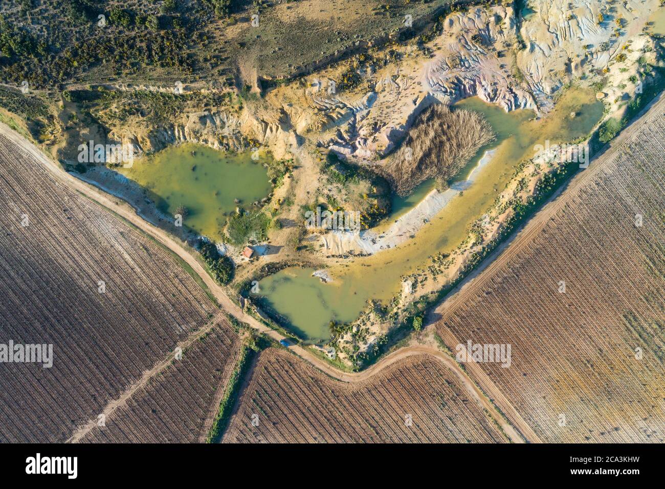 Steinbruch in Sugel, Drohnenansicht, Almansa, Provinz Albacete, Kastilien-La Mancha, Spanien Stockfoto