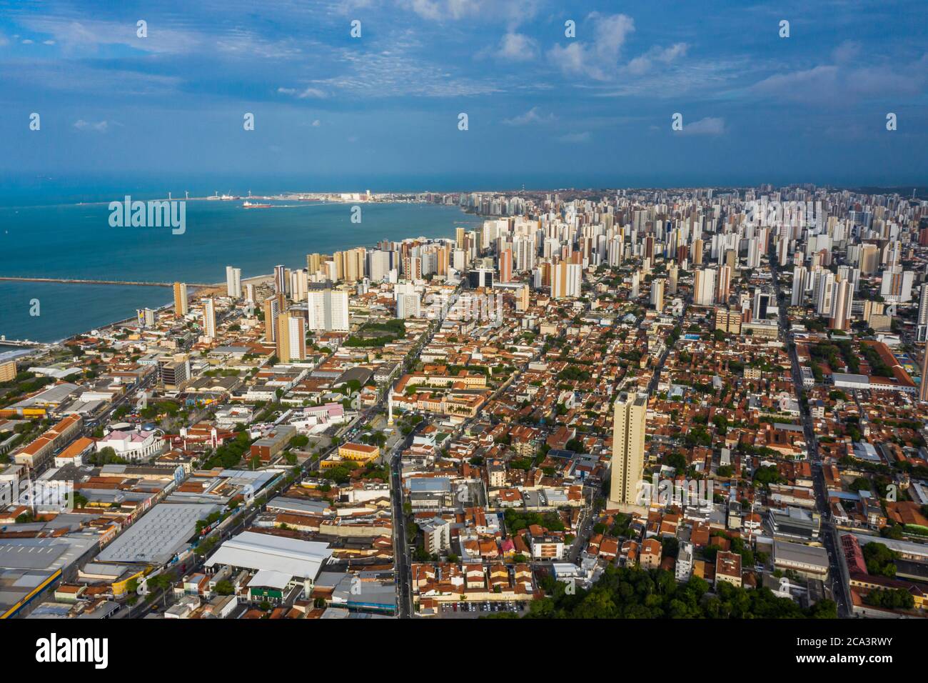 Skyline von Fortaleza City Beach. Ceara, Brasilien. Stockfoto