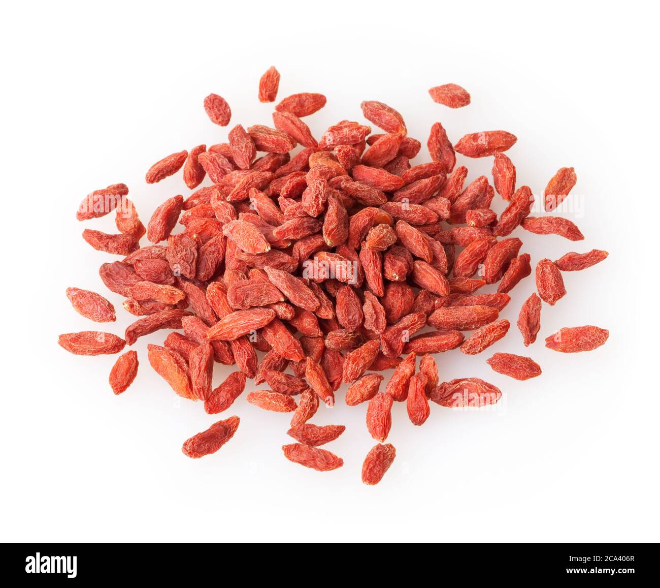 Haufen von Goji-Beeren isoliert auf weißem Hintergrund Stockfoto