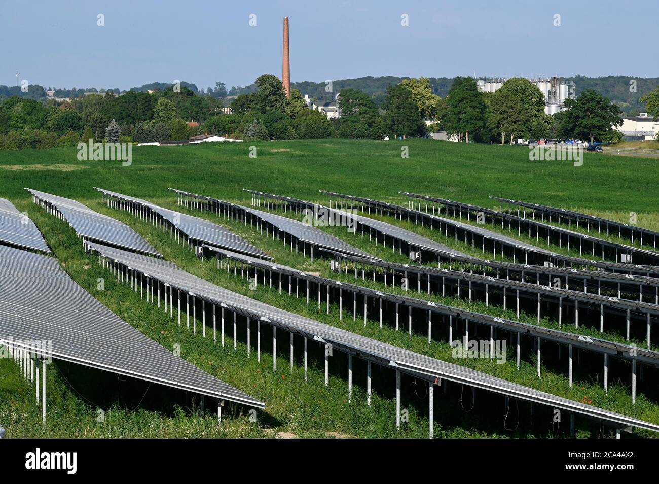 DEUTSCHLAND, Lübz, Solarpark / DEUTSCHLAND, Lübz, Solarfeld Stockfoto