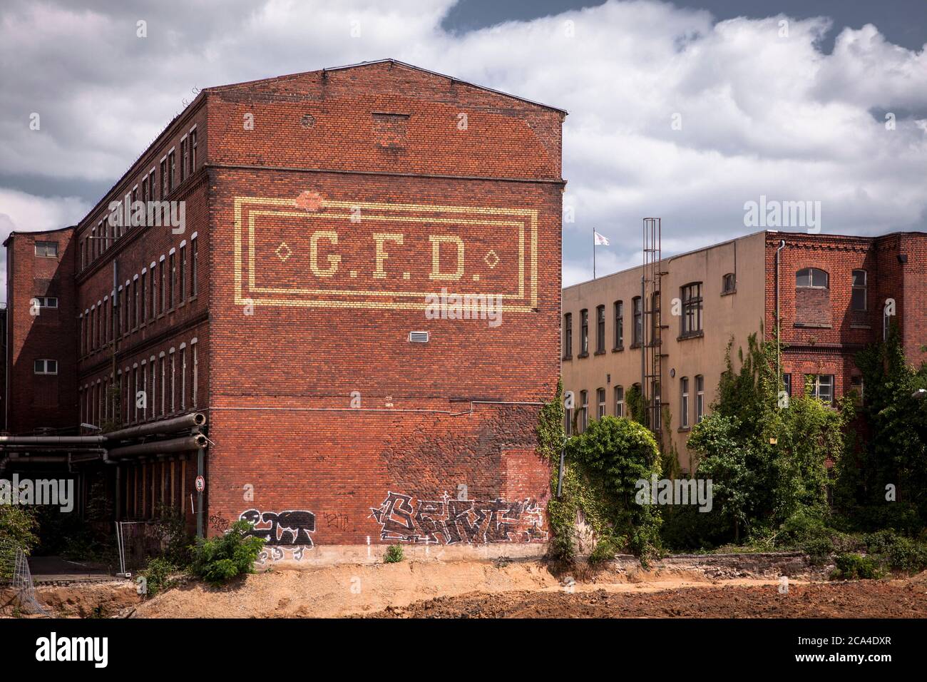 Historische Gebäude der ehemaligen Gasmotorenfabrik Deutz der Klöckner Humboldt Deutz AG auf deutz-muelheimer Straße im Stadtteil Mülheim, Colo Stockfoto