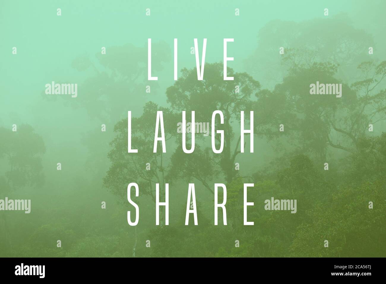 Poster mit motivierenden Worten - fröhlicher Slogan: Live-Lachen-Anteil. Stockfoto