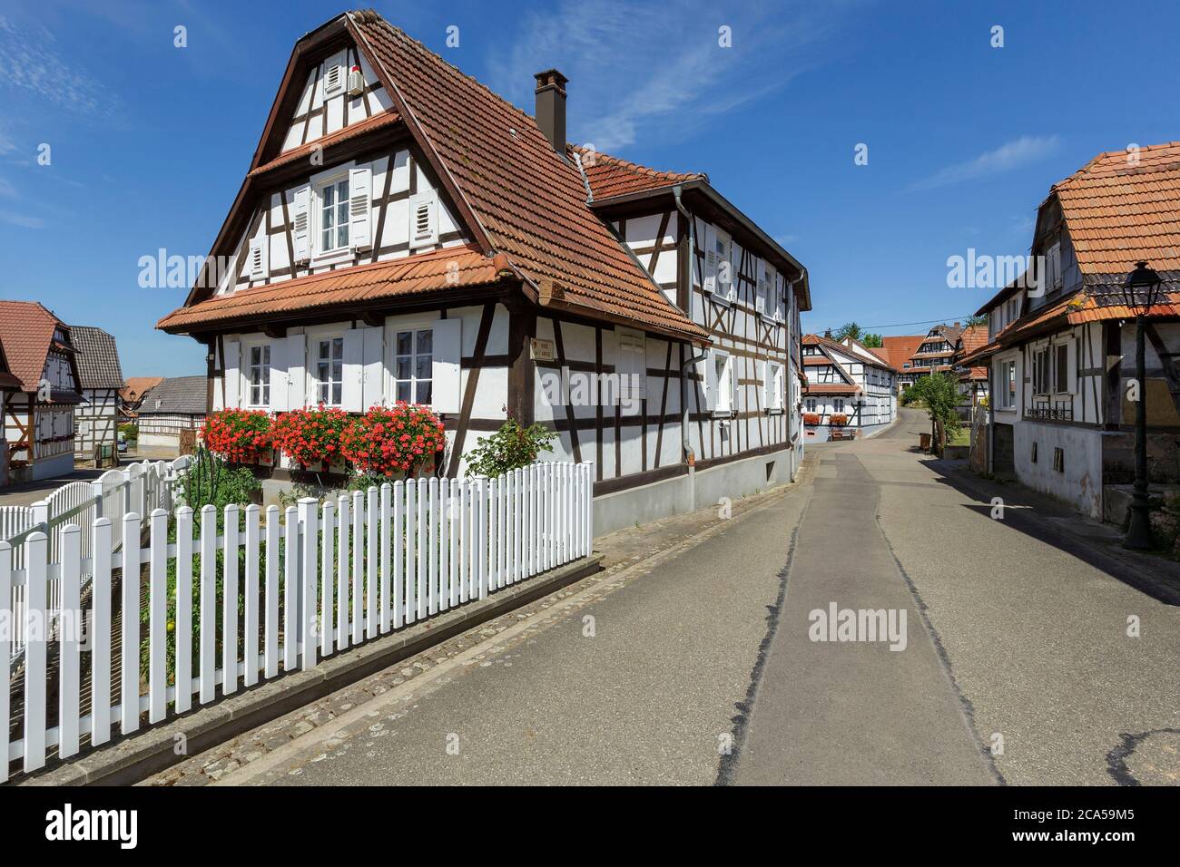 Frankreich, Bas Rhin, Nordvogesen natürlichen regionalen Park, Hunspach, markiert eines der schönsten Dörfer in Frankreich, Lieblingsdorf der franzosen Stockfoto