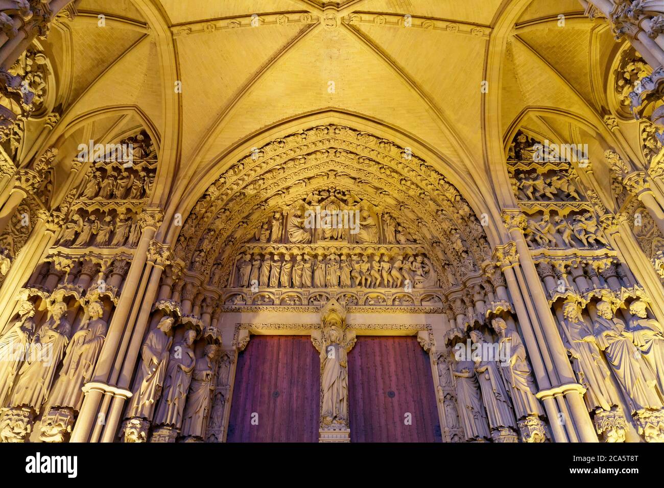 Frankreich, Mosel, Metz, Kathedrale St. Etienne von Metz, Portal der Jungfrau Maria Stockfoto