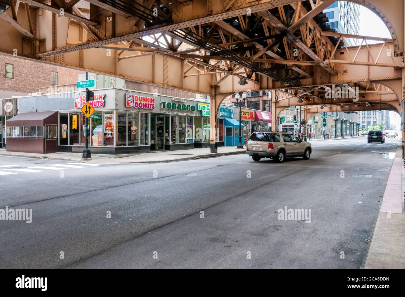 Das Chicago El oberhalb der West Van Buren Street. Stockfoto