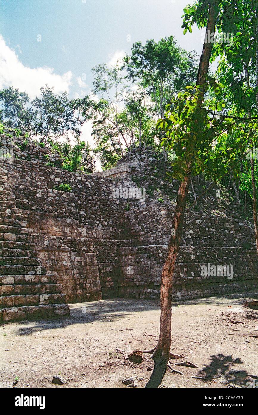 Balamku Maya Ruinen. Campeche, Mexiko. Vintage Film Bild - ca. 1990. Stockfoto