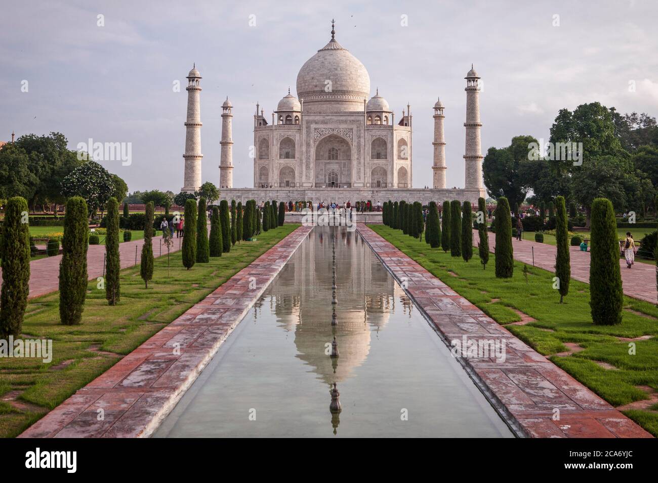 Das ikonische Taj Mahal, eines der sieben Weltwunder. Stockfoto