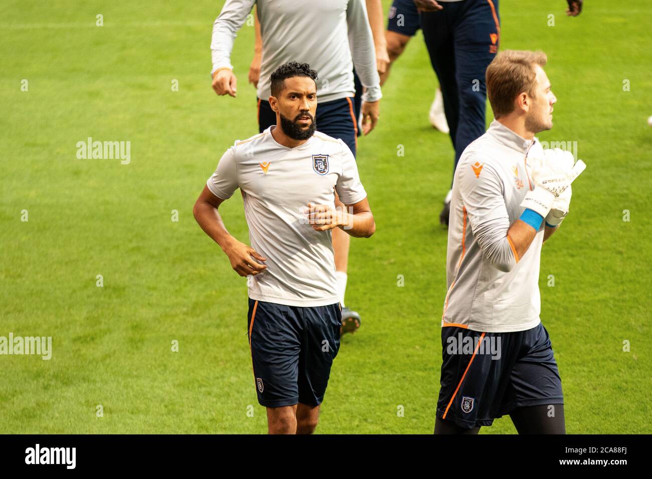 Kopenhagen, Dänemark. August 2020. Gael Clichy von Istanbul Basaksehir Manager gesehen während eines offenen Trainings vor dem Europa League Spiel zwischen FC Kopenhagen und Istanbul Basaksehir in Telia Parken in Kopenhagen. (Foto Kredit: Gonzales Foto/Alamy Live News Stockfoto