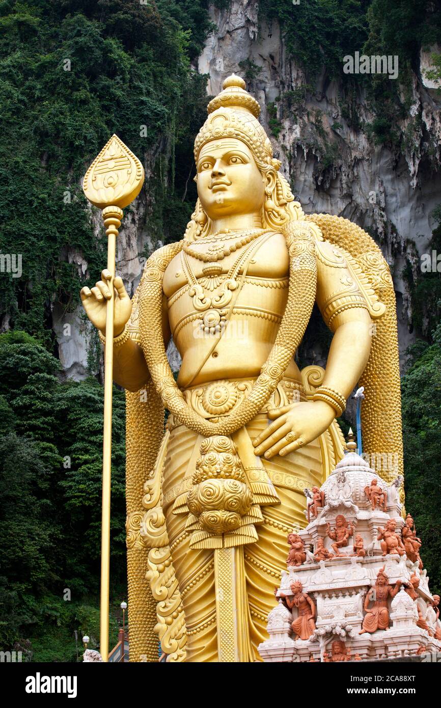 Statue von Lord Murugan (hinduistischer Gott). Juni 2010. Batu Caves. Malaysia. Stockfoto
