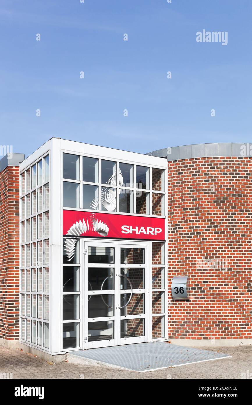 Aarhus, Dänemark - 25. September 2016: Sharp Bürogebäude. Sharp ist ein japanischer multinationaler Konzern Stockfoto