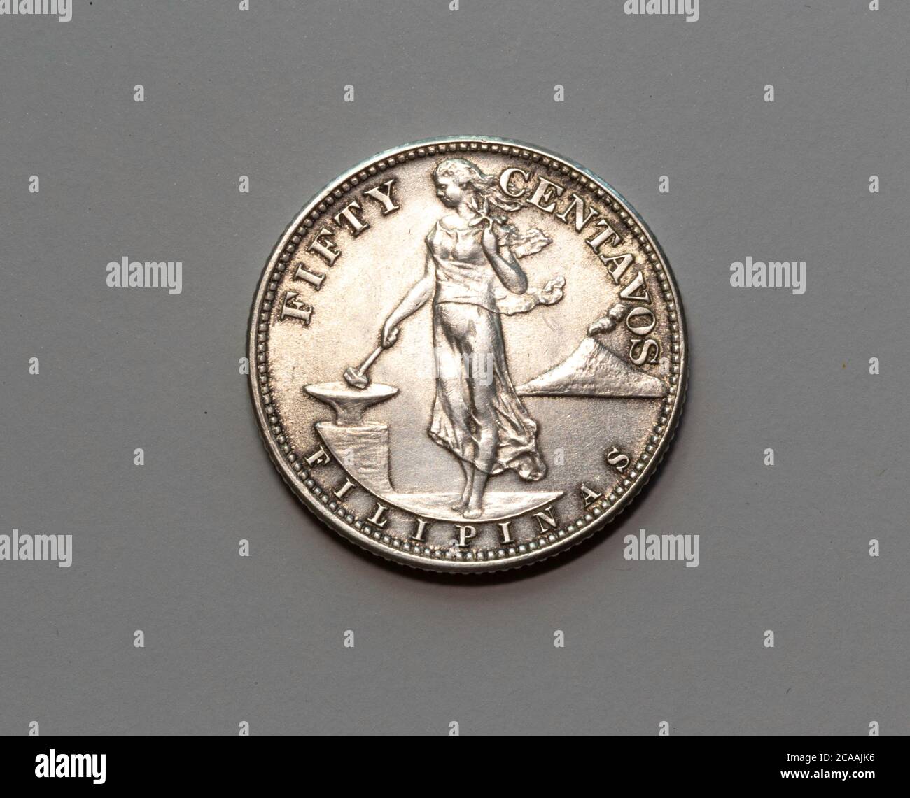 50 Centavos Münze geprägt in den Vereinigten Staaten, 1944, PHILIPPINEN UNTER US-SOUVERÄNITÄT Stockfoto