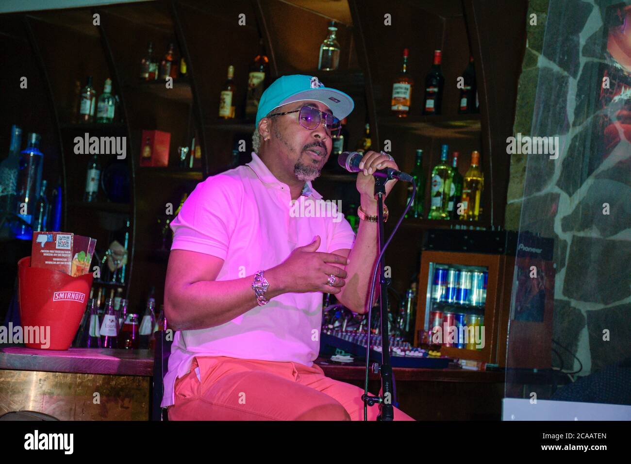 Sanger Jojo Cumbana Restaurant Herz Hamburg Hamburg St Pauli Kiez Reeperbahn 04 08 2020 Stockfotografie Alamy