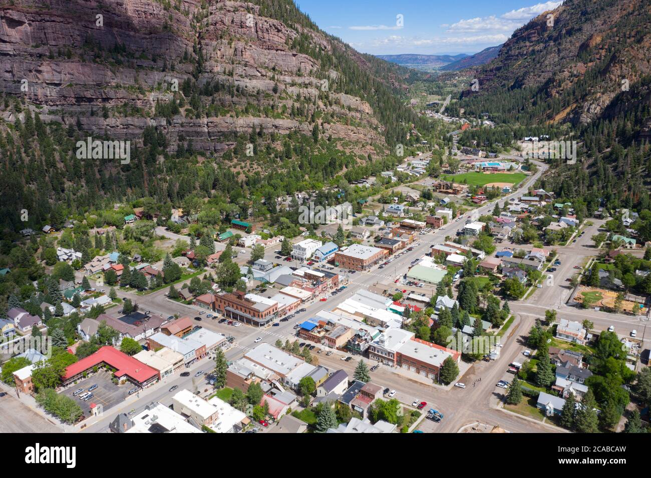 Luftaufnahme über der San Juan Mountains Stadt Ouray, Colorado Stockfoto