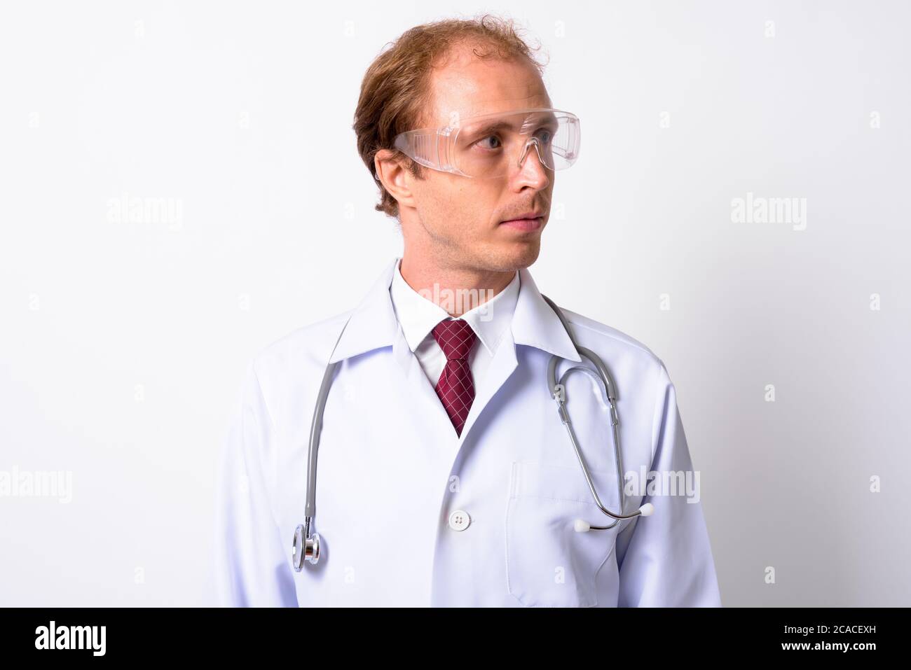 Porträt eines Mannes Arzt mit blonden Haaren als Wissenschaftler Stockfoto