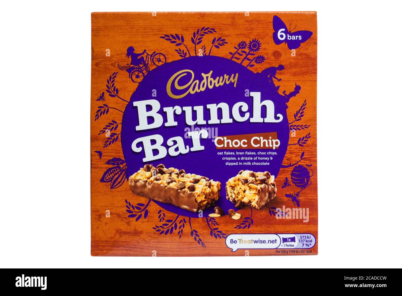 Box von Cadbury Brunch Bar Choc Chip isoliert auf weißem Hintergrund Stockfoto