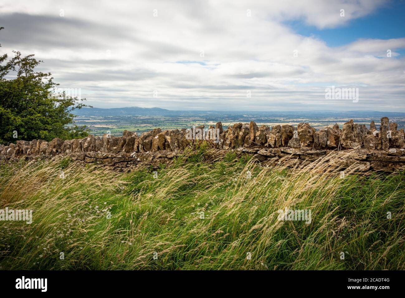 Trockensteinmauer auf Bredon Hill, Kemerton, Pershore, Worcestershire England, Großbritannien Stockfoto