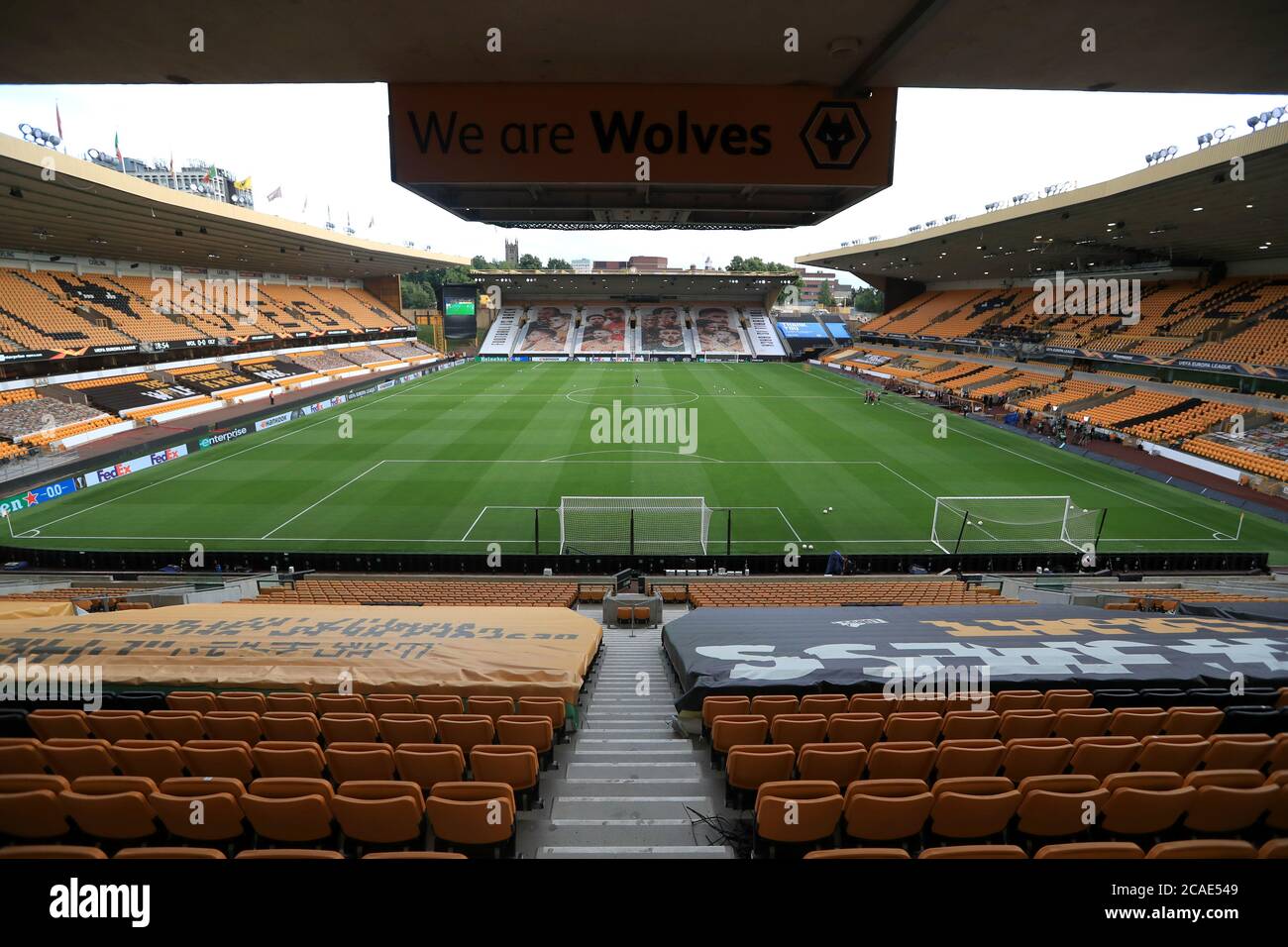 Eine allgemeine Ansicht des Molineux Stadions, Wolverhampton. Donnerstag, 6. August 2020. Siehe PA Geschichte SOCCER Wolves. Bildnachweis sollte lauten: Mike Egerton/PA Wire. Stockfoto