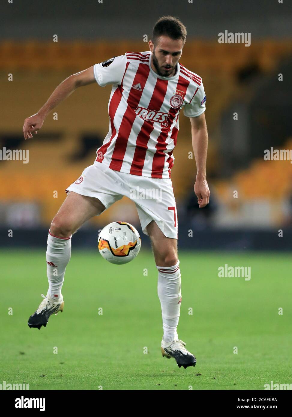 Olympiakos' Kostas Fortounis während der UEFA Europa League Runde von 16 zweite Etappe Spiel im Molineux Stadium, Wolverhampton. Donnerstag, 6. August 2020. Siehe PA Geschichte SOCCER Wolves. Bildnachweis sollte lauten: Mike Egerton/PA Wire. Stockfoto