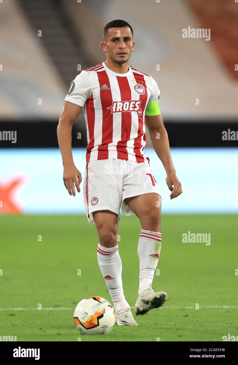 Omar Elabdellaoui von Olympiakos während des UEFA Europa League-Spiels 16 mit der zweiten Etappe im Molineux Stadium, Wolverhampton. Donnerstag, 6. August 2020. Siehe PA Geschichte Soccer Wolves. Bildnachweis sollte lauten: Mike Egerton/PA Wire. Stockfoto