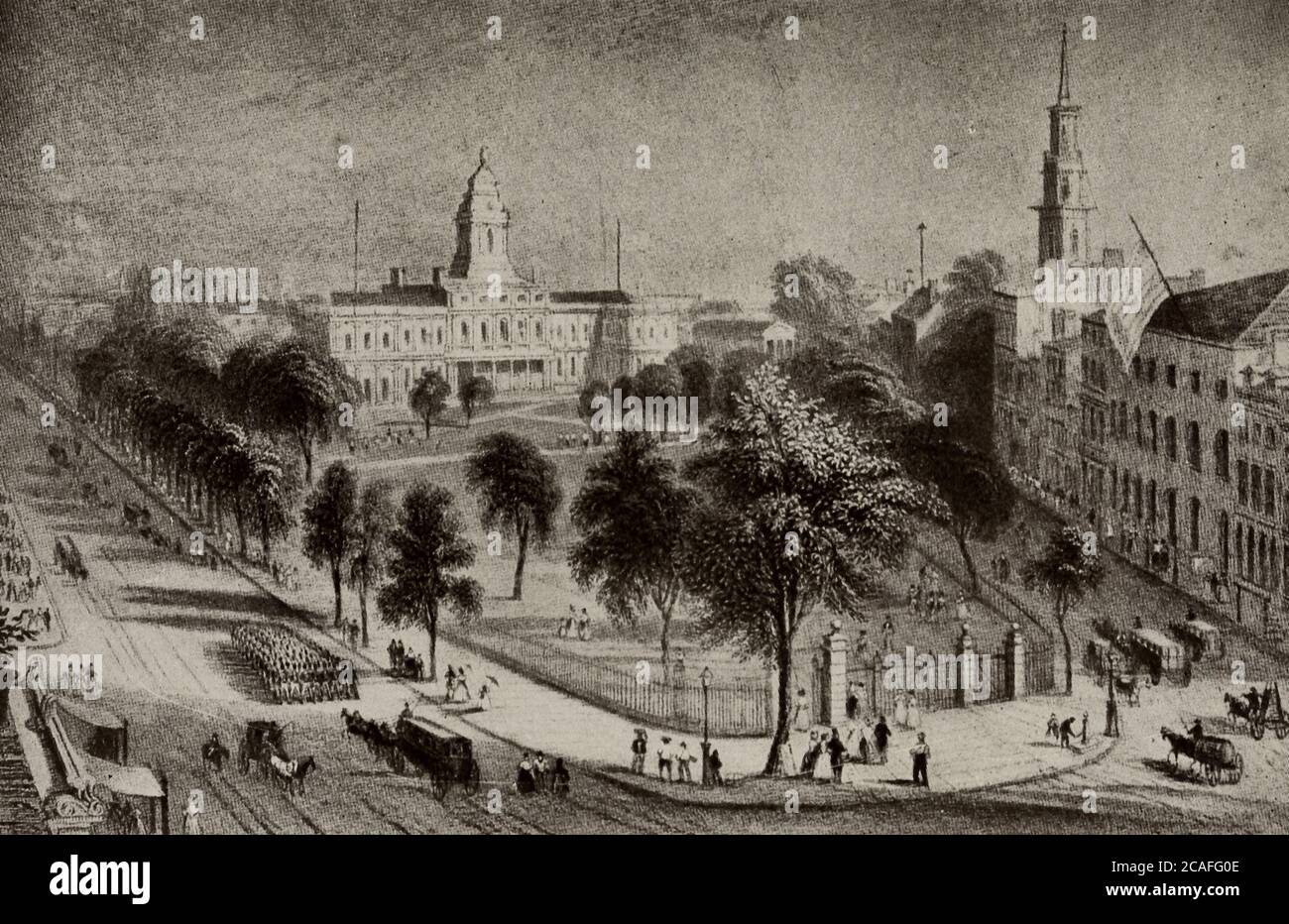 Das Grüne und Rathaus, 1840, zeigt den Kirchturm der alten Backsteinkirche. New York City Stockfoto