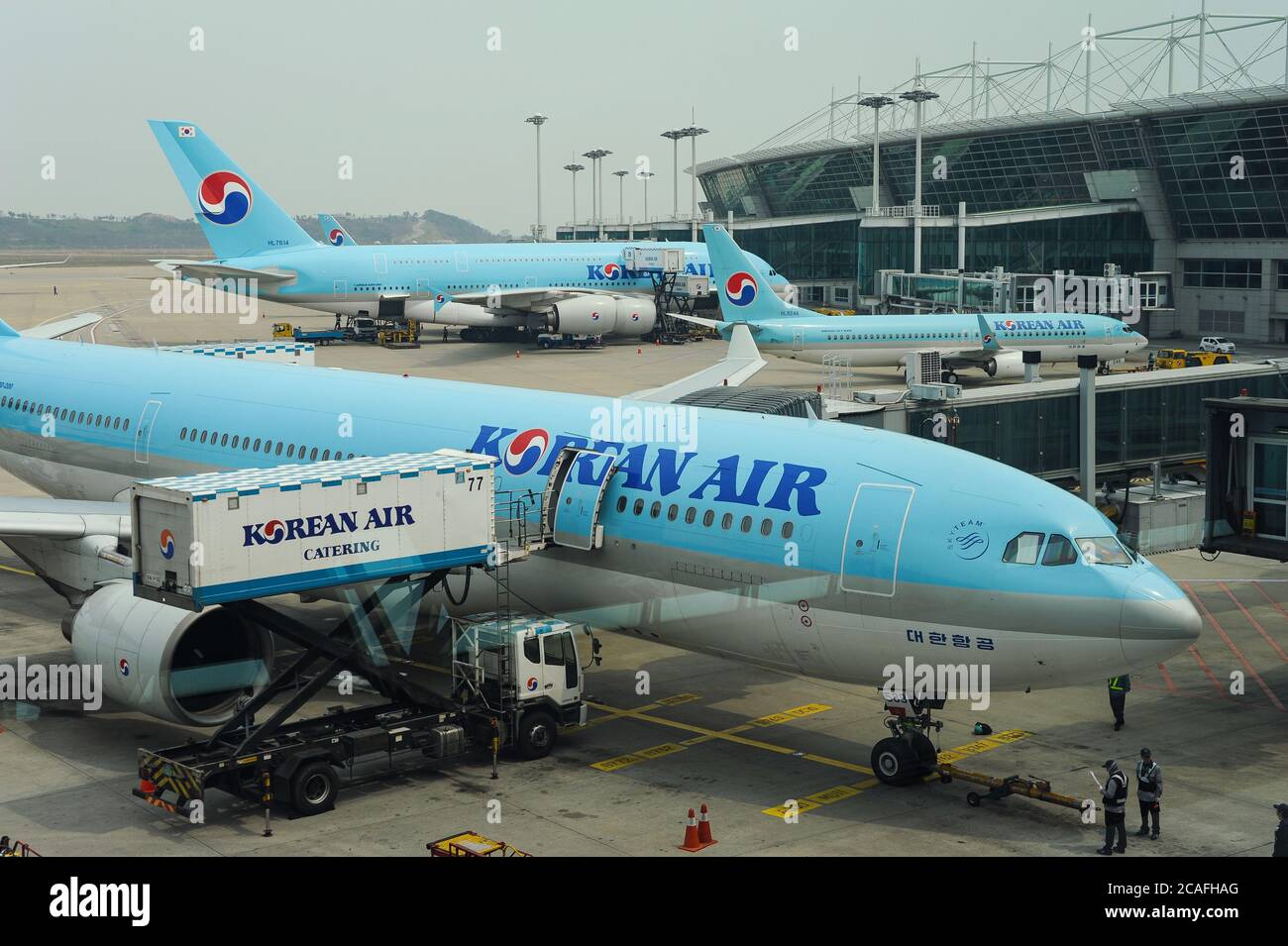 Koreanisches flugzeug auf dem boden Fotos und Bildmaterial in hoher